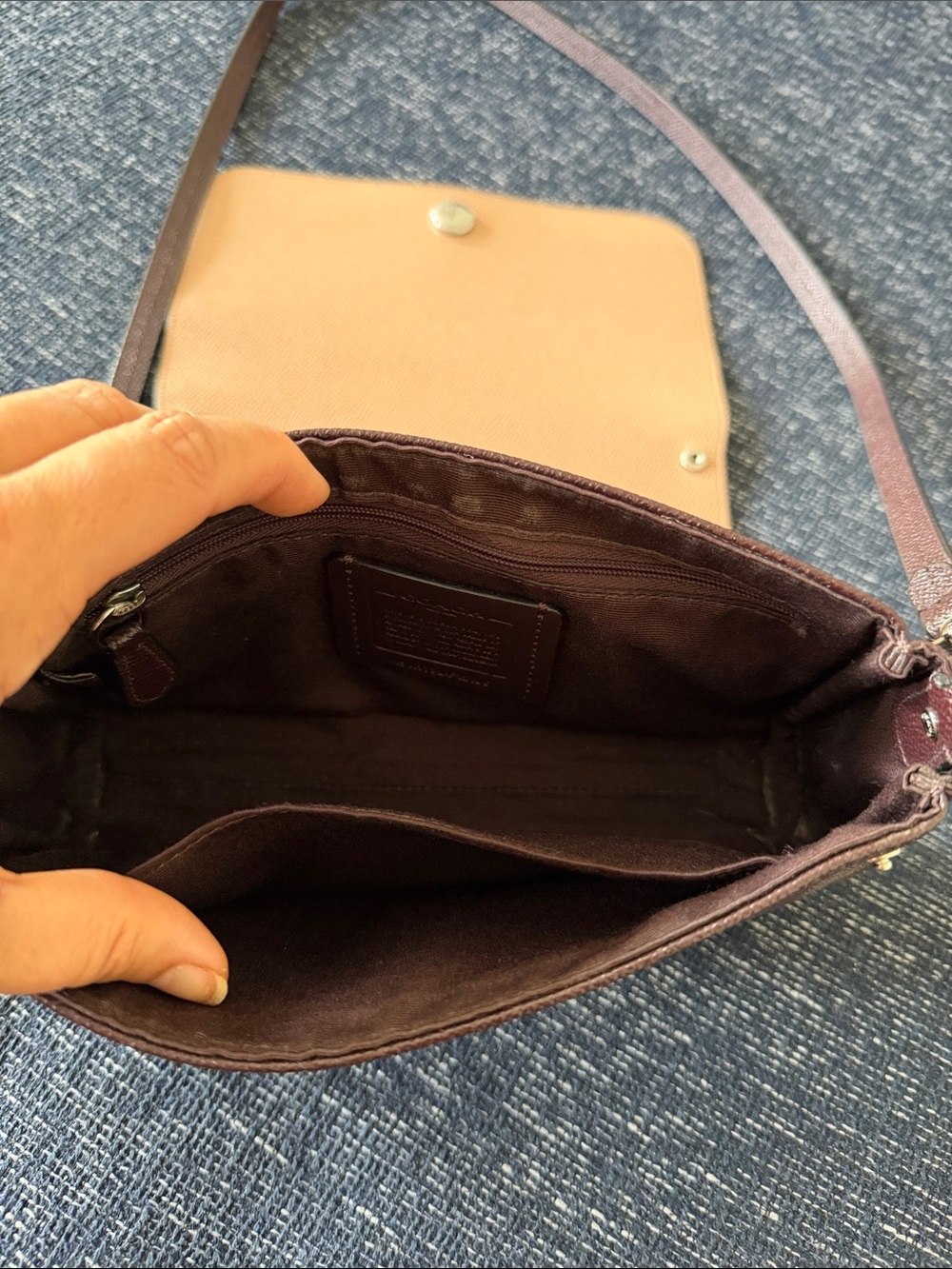 NWOT New Coach F12106 Reversible Ruby Crossbody Leather Purse Oxblood/Nude Pink - Picture 12 of 15